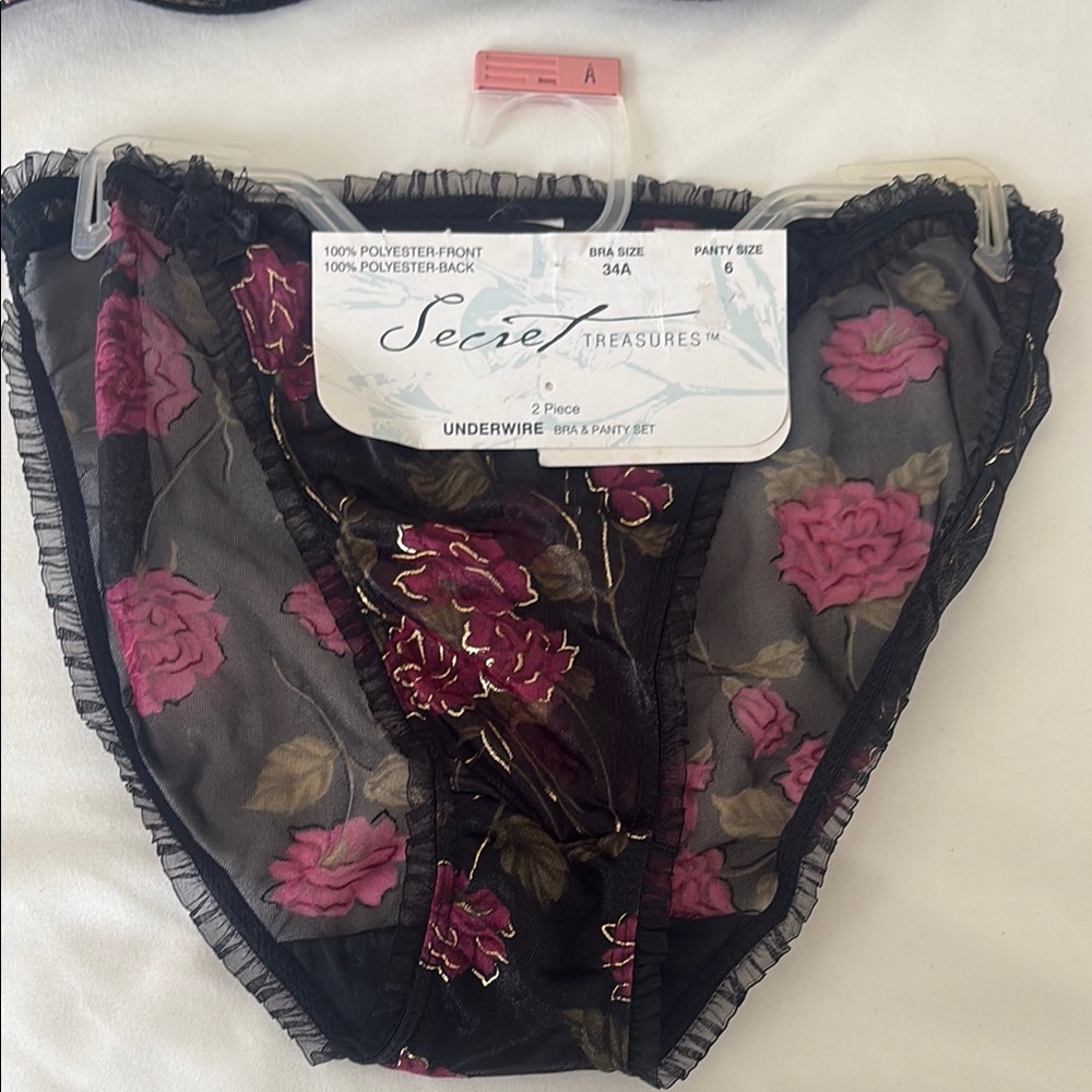 Secret Treasures Black and Burgundy Floral Bra Set - Picture 4 of 14